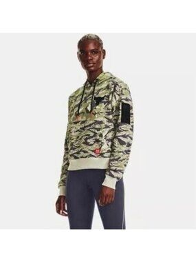 Under Armour Women's Freedom Project Rock Veterans Hoodie Large Camo (PP573)